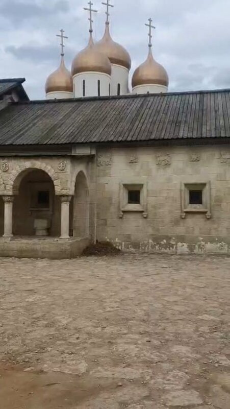 На территории "Мосфильма" - Ирэн На территории "Мосфильма" - Ирэн