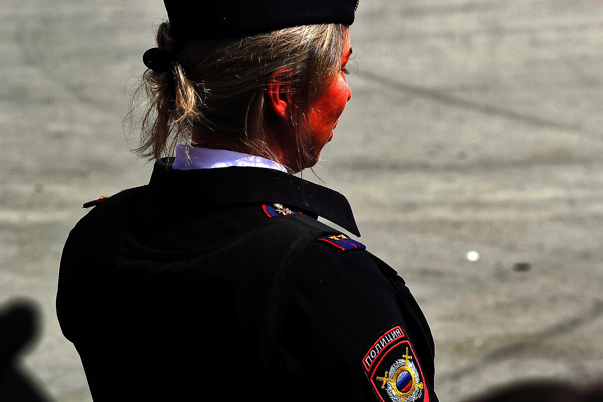 Застеснялась... - Юрий Гайворонскiий