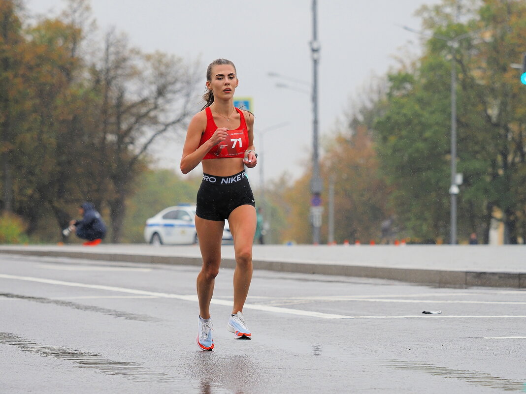 "Хорошая" погода для полумарафона. - Евгений Седов