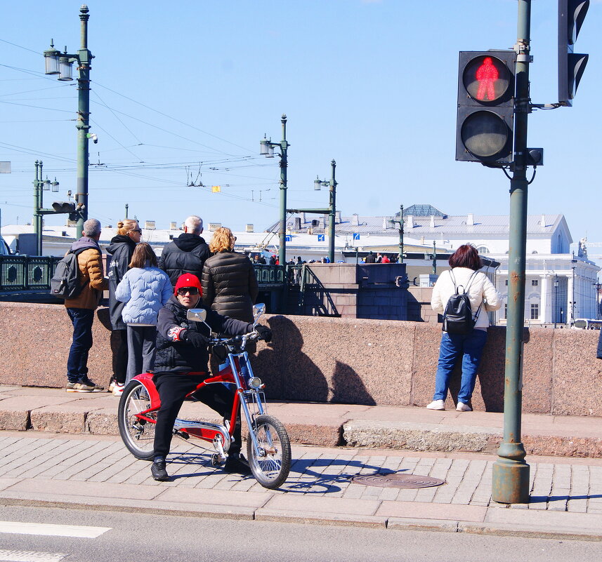 КРАСНЫЙ - Виктор Никитенко КРАСНЫЙ - Виктор Никитенко