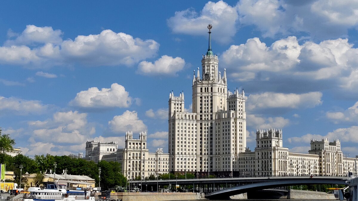 Выше облаков - Александр Кондаков Выше облаков - Александр Кондаков