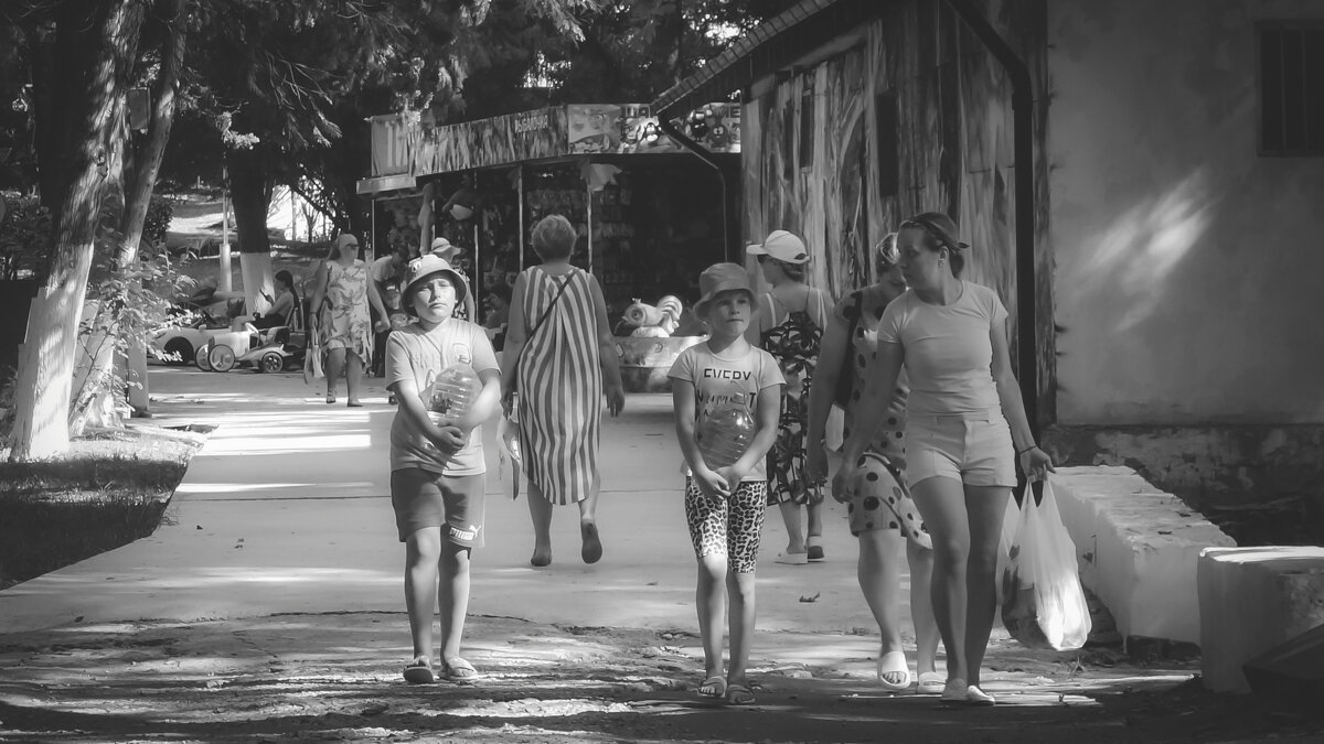 Вода — без неё никак! (чб) - Сергей Царёв Вода — без неё никак! (чб) - Сергей Царёв