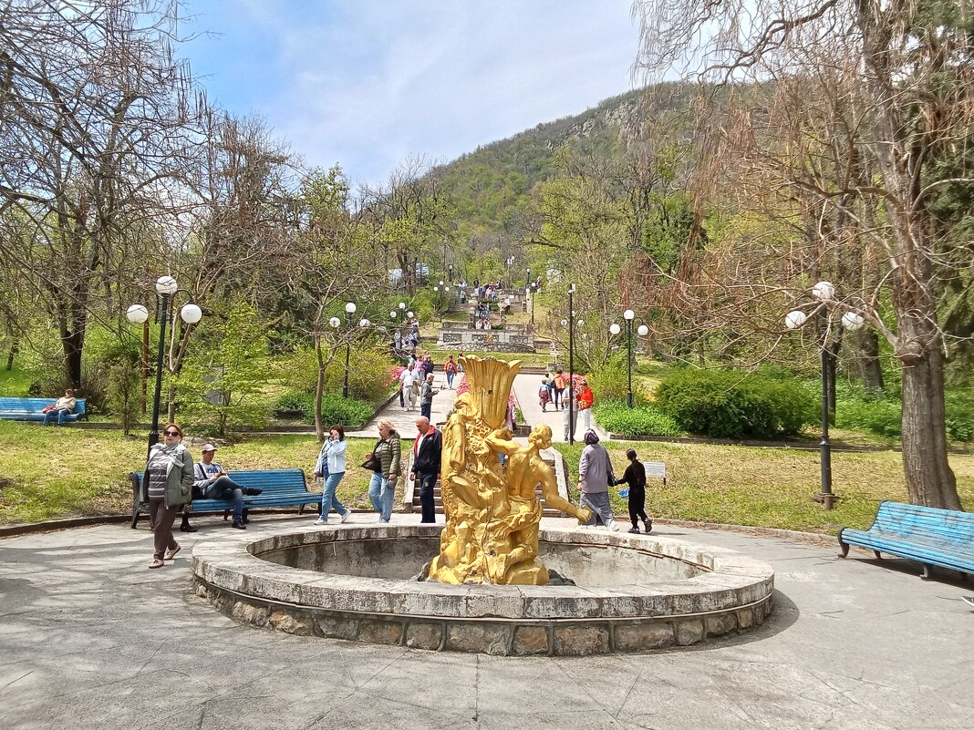 Фонтаны Каскадной лестницы (недействующие) - Виктор Фонтаны Каскадной лестницы (недействующие) - Виктор