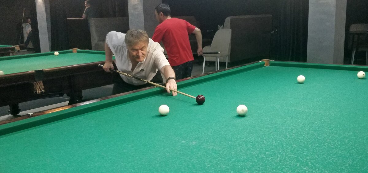 Играем - Андрей Хлопонин Играем - Андрей Хлопонин