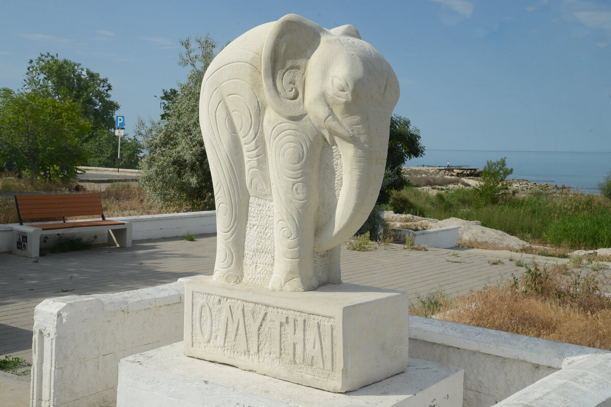 Забрёл на берег Каспия - Анатолий Чикчирный Забрёл на берег Каспия - Анатолий Чикчирный