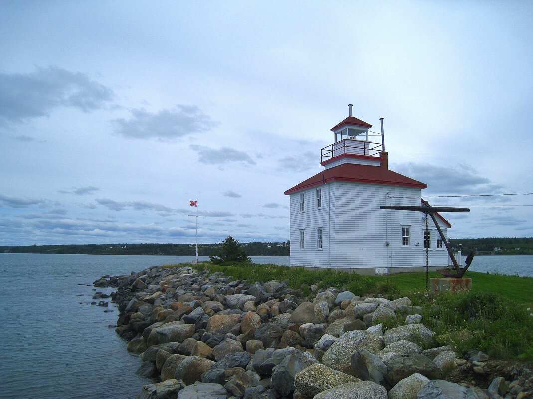 Маяк в бухте Гилберта, Канада. - unix (Илья Утропов)