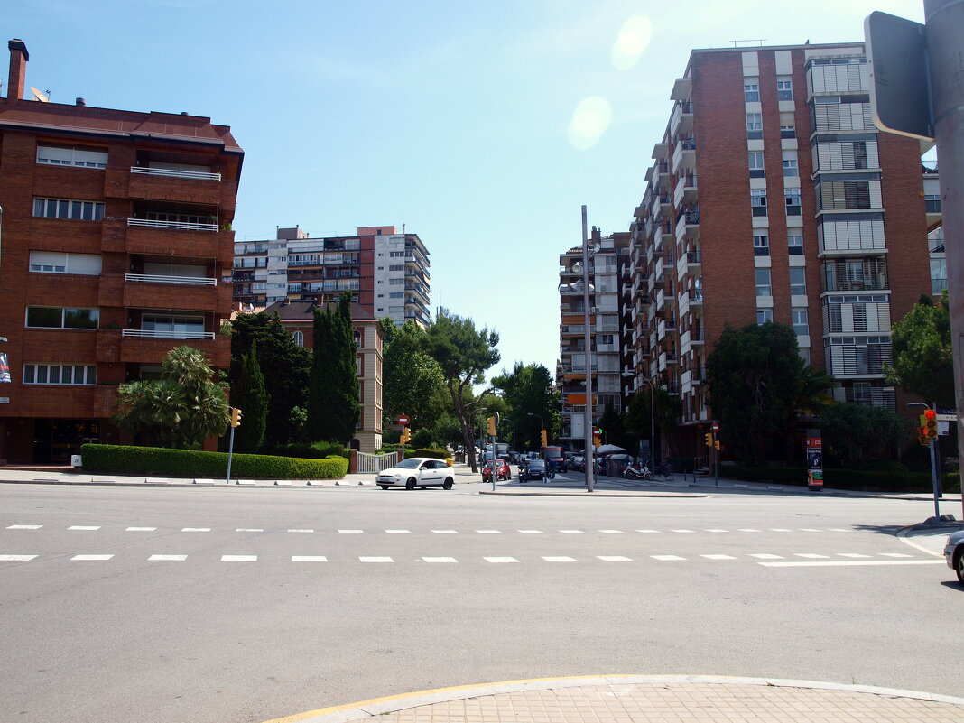 Барселона. - Владимир Драгунский Барселона. - Владимир Драгунский