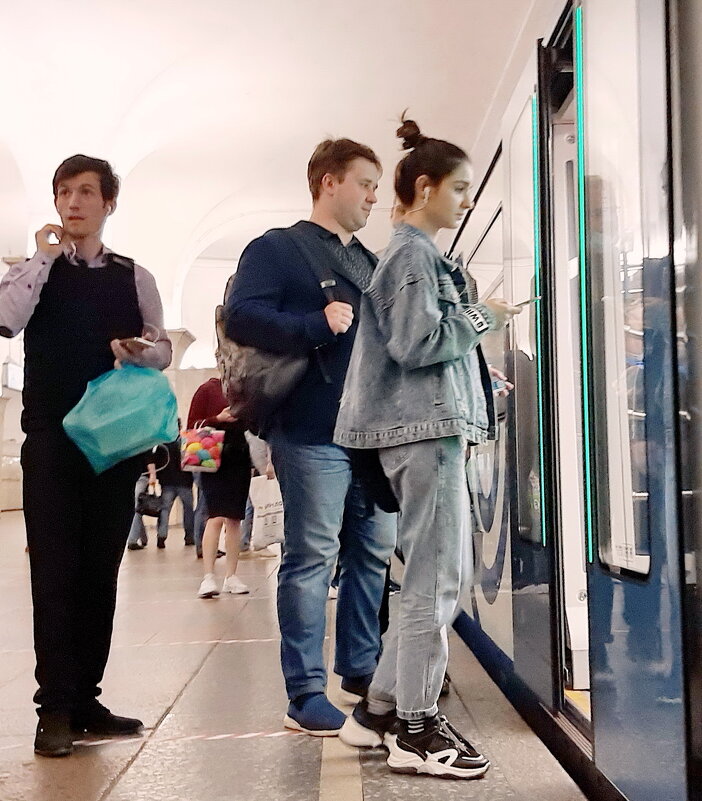 *** - Владимир Захаров