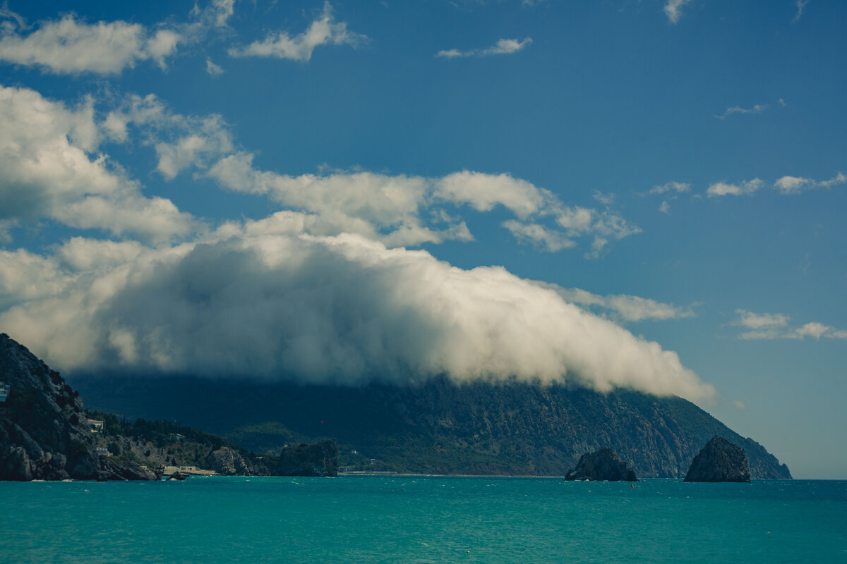 Крым. Гурзуф. Май 2025 - Вячеслав Владимирович Крым. Гурзуф. Май 2025 - Вячеслав Владимирович