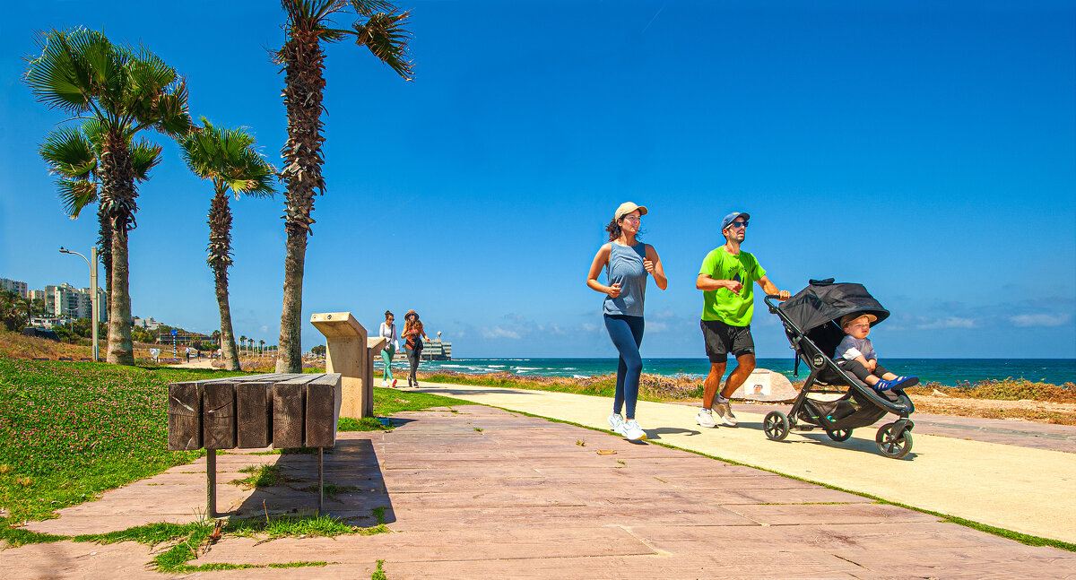 Кто-то ходит, кто-то бегает, а кого-то везут... - Эмиль 