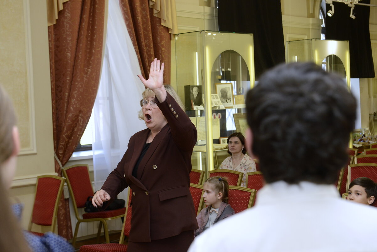 . - Алексей Неустроев