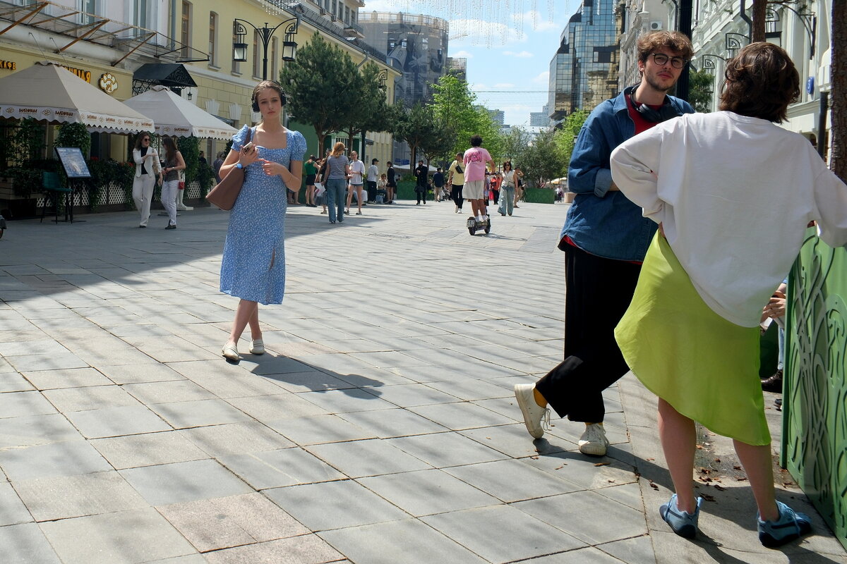 Ноги крестиком... - Лютый Дровосек Ноги крестиком... - Лютый Дровосек