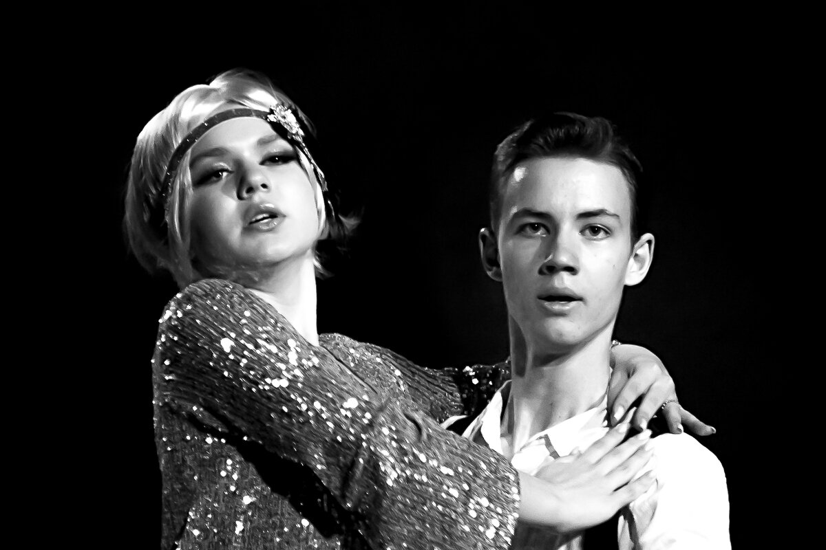 Попал в надежные крепкие руки. - Игорь Викторов Попал в надежные крепкие руки. - Игорь Викторов