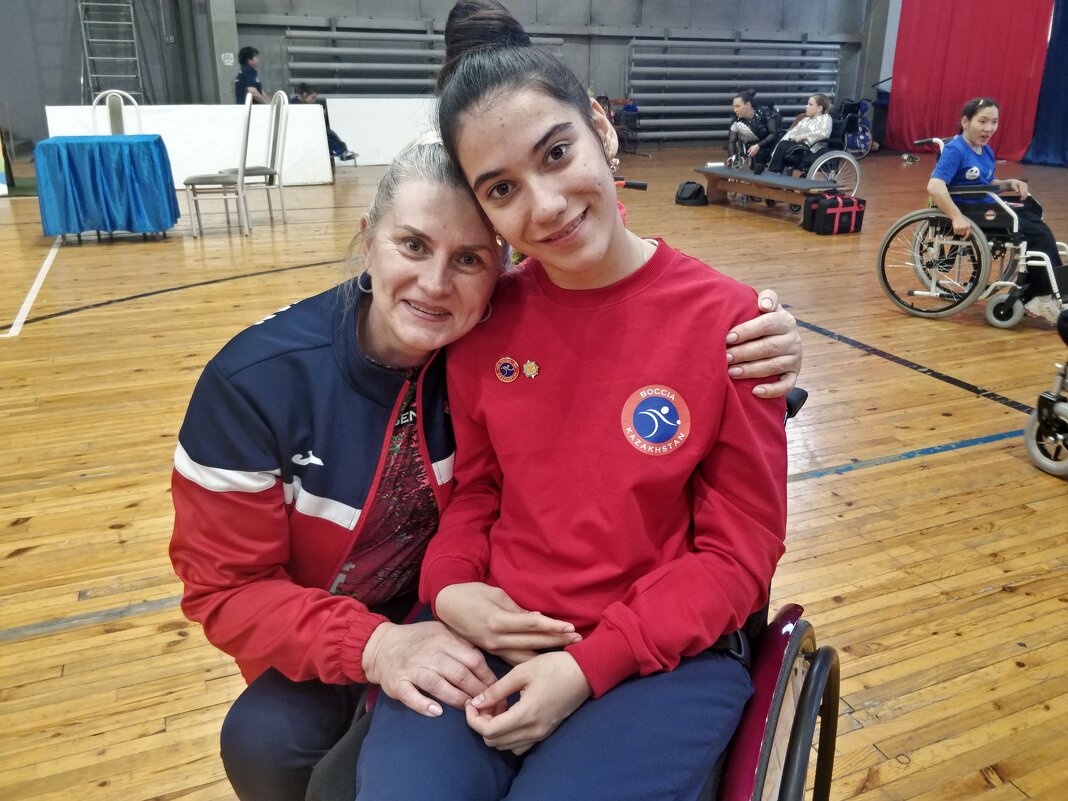 Мама и дочь - Андрей Хлопонин Мама и дочь - Андрей Хлопонин