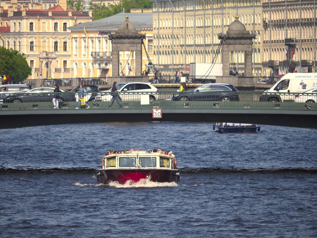 Река Фонтанка (видны Лештуков мост и мост Ломоносова) - Магомед .