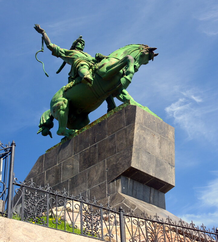 Памятник Салавату Юлаеву - Yuriy Rudyy