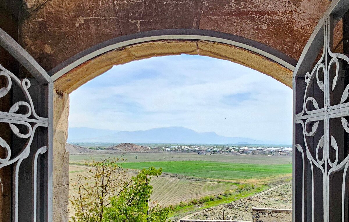 Араратская долина - Михаил Свиденцов