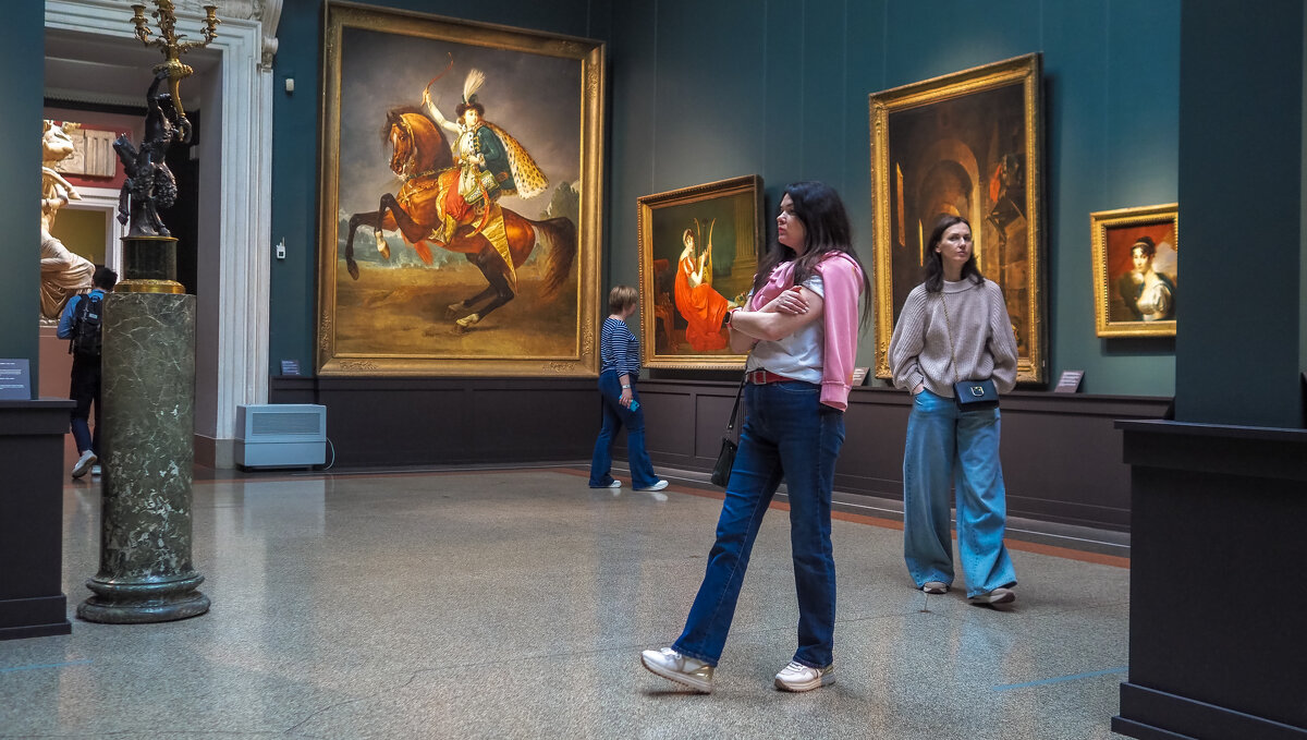 Зарисовка из Музея - юрий поляков