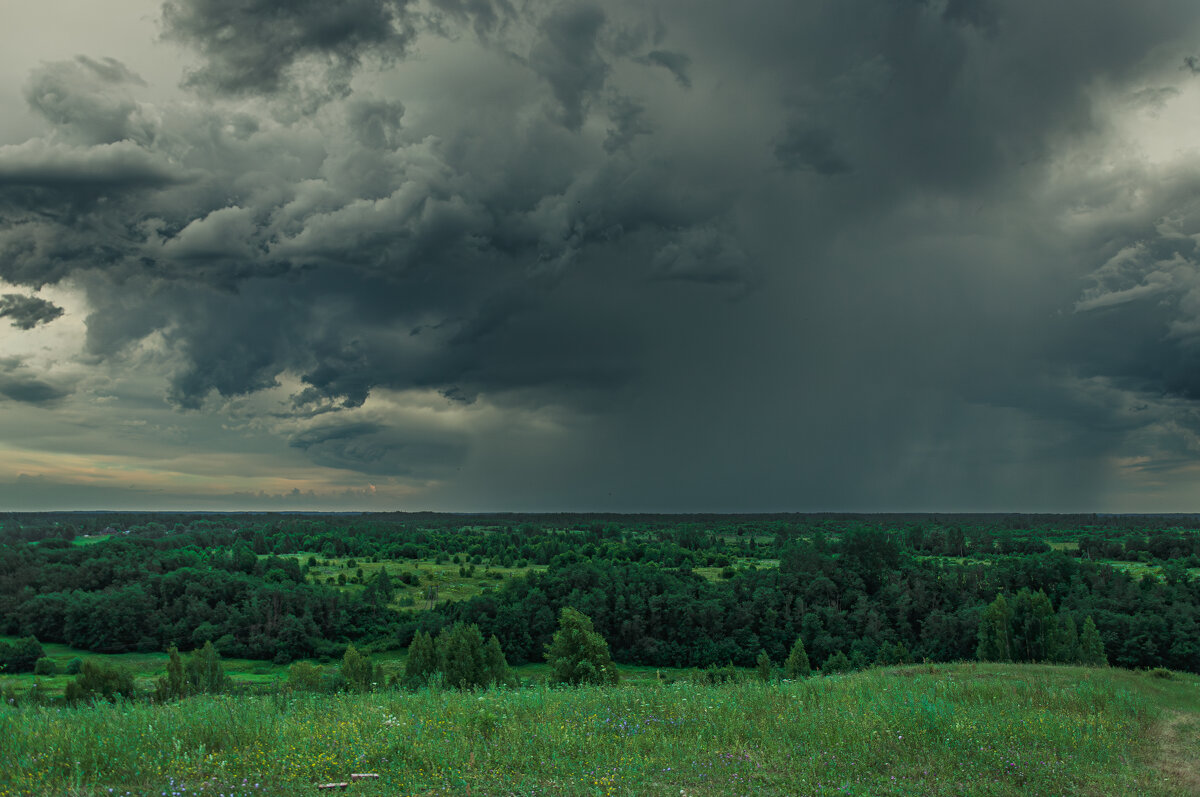 В ожидании дождя - Александр Филатов В ожидании дождя - Александр Филатов