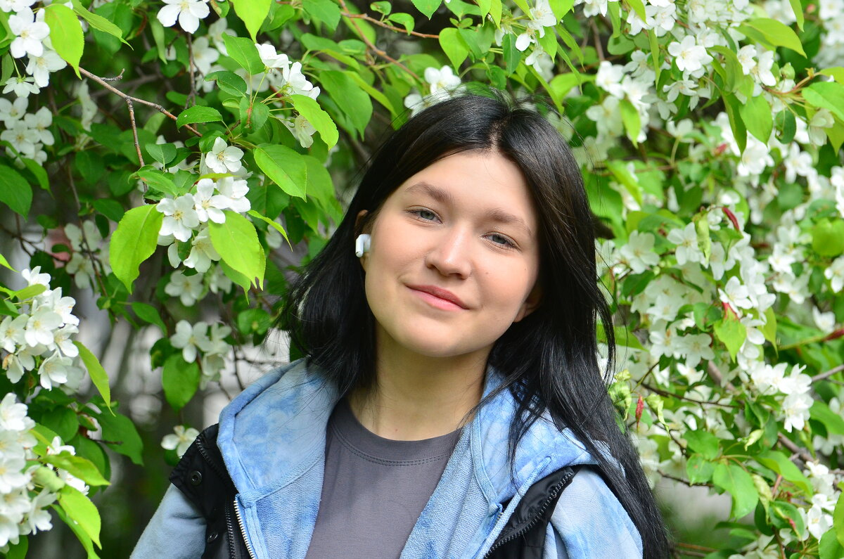 У яблоньки - Джексон У яблоньки - Джексон