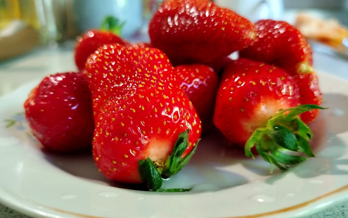 Клубничка - светлана льдокова Клубничка - светлана льдокова