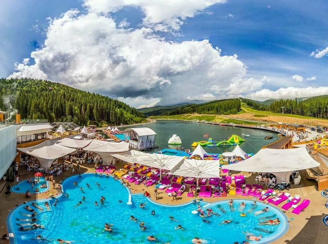 База відпочинку Буковель - Степан Карачко