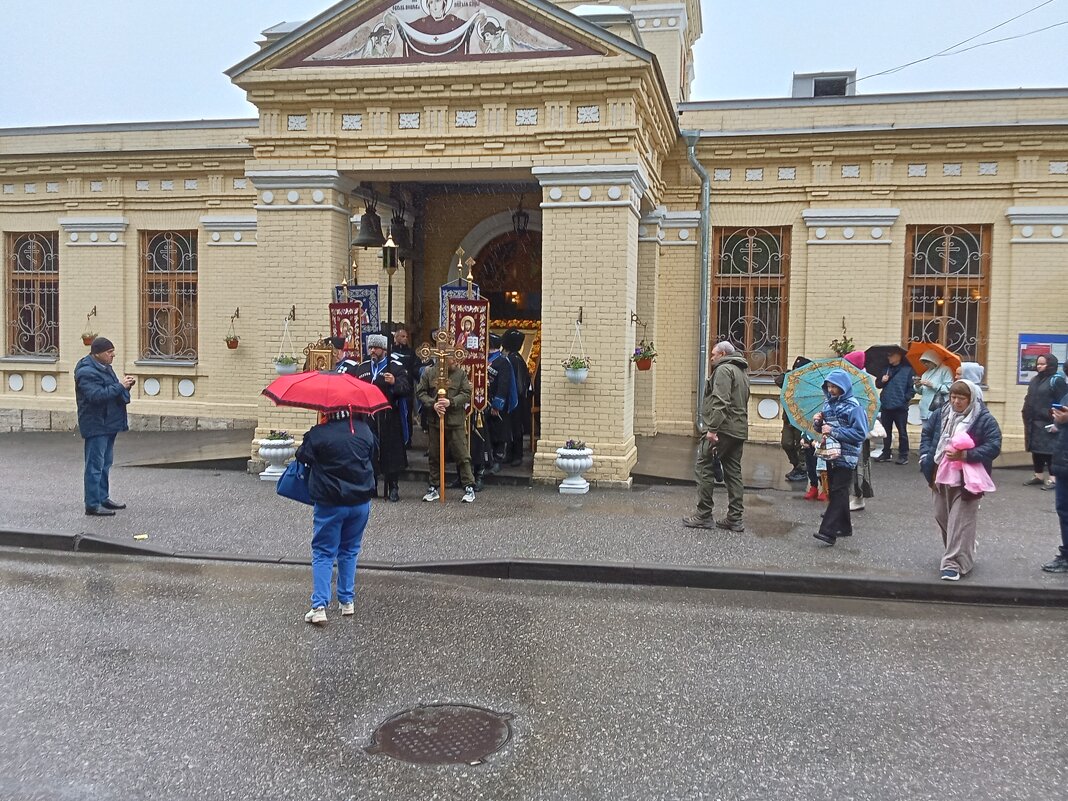 Подготовка к Крестному ходу - Виктор Подготовка к Крестному ходу - Виктор