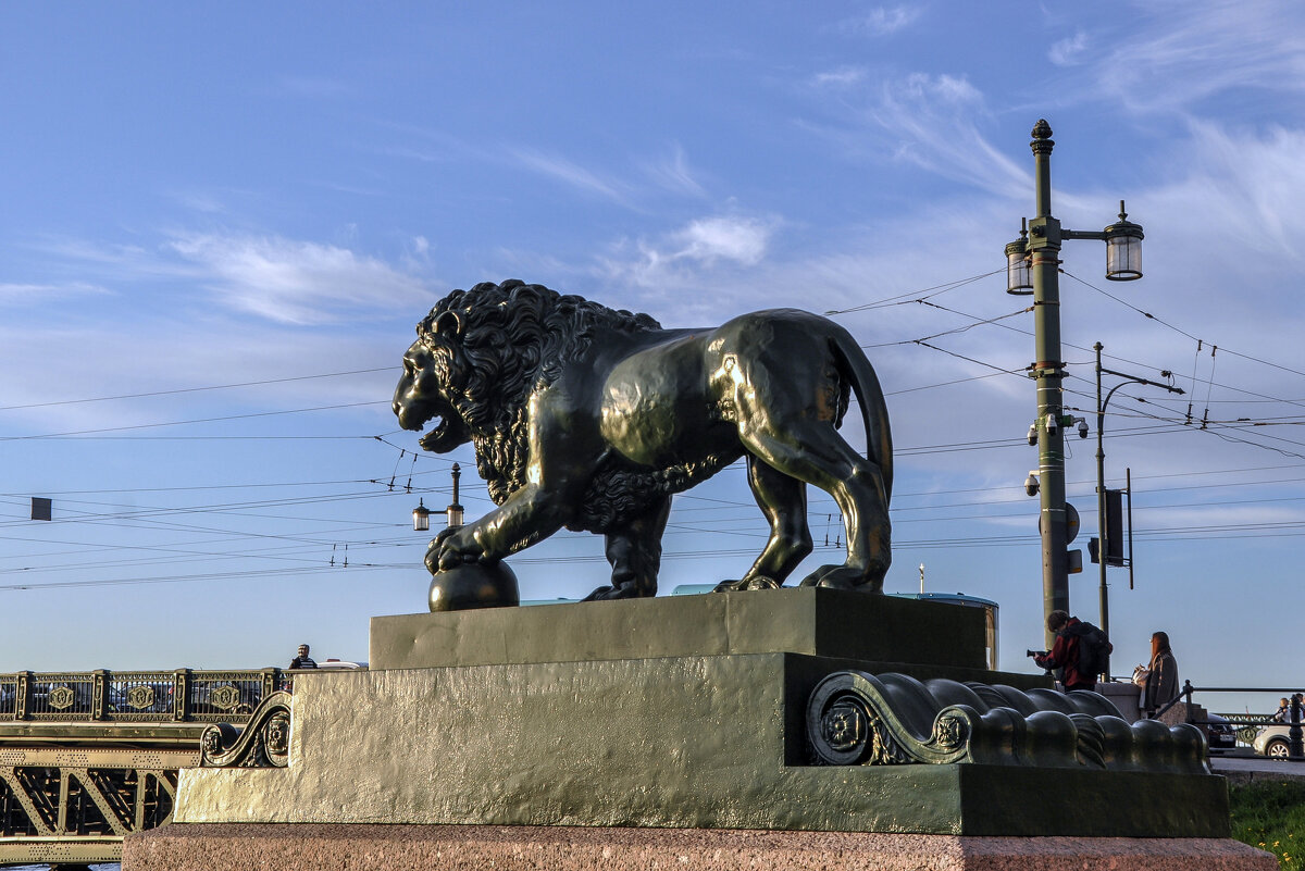 Львы Дворцовой пристани - Татьяна Машошина Львы Дворцовой пристани - Татьяна Машошина