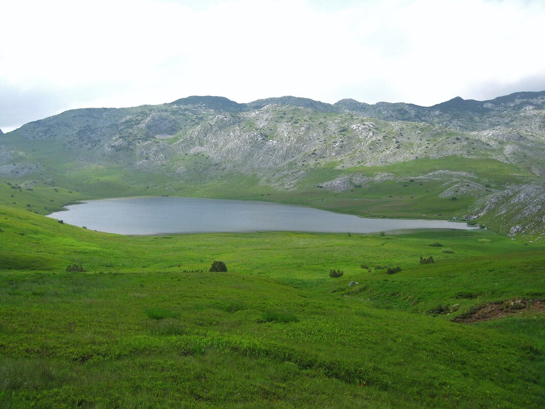 Штиринское озеро, Босния и Герцеговина. - unix (Илья Утропов) Штиринское озеро, Босния и Герцеговина. - unix (Илья Утропов)