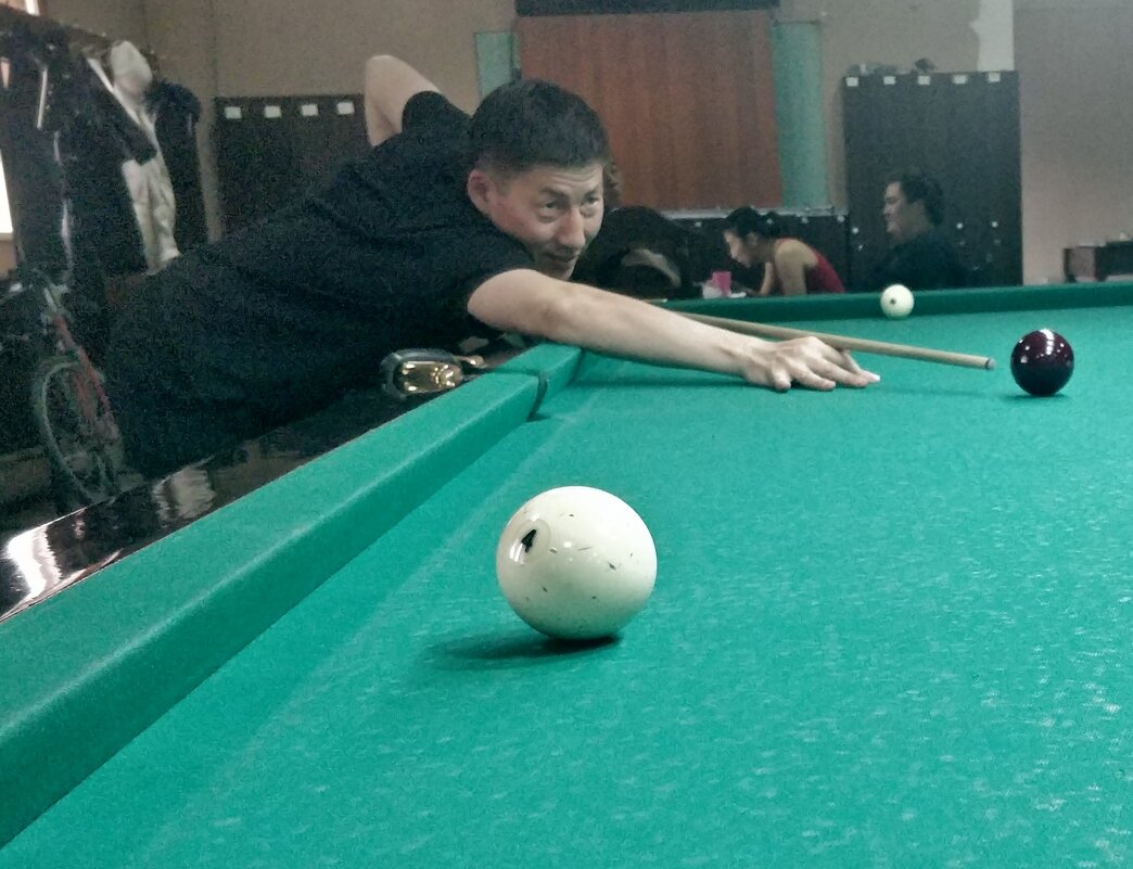 Игра - Андрей Хлопонин Игра - Андрей Хлопонин