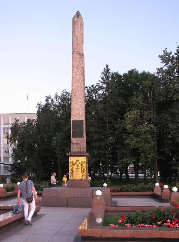 Обелиск в честь ополчения Минина и Пожарского - Александр Ильчевский 