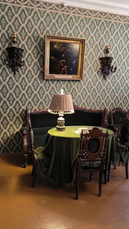 Кабинет в квартире Достоевсконо. - Ольга 