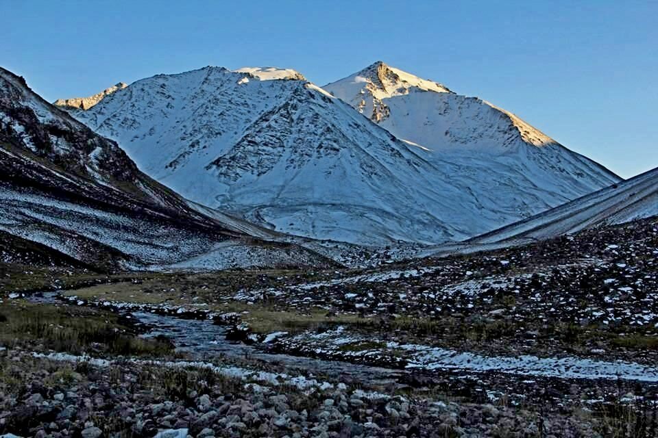ПО ГОРАМ. - Виктор Осипчук