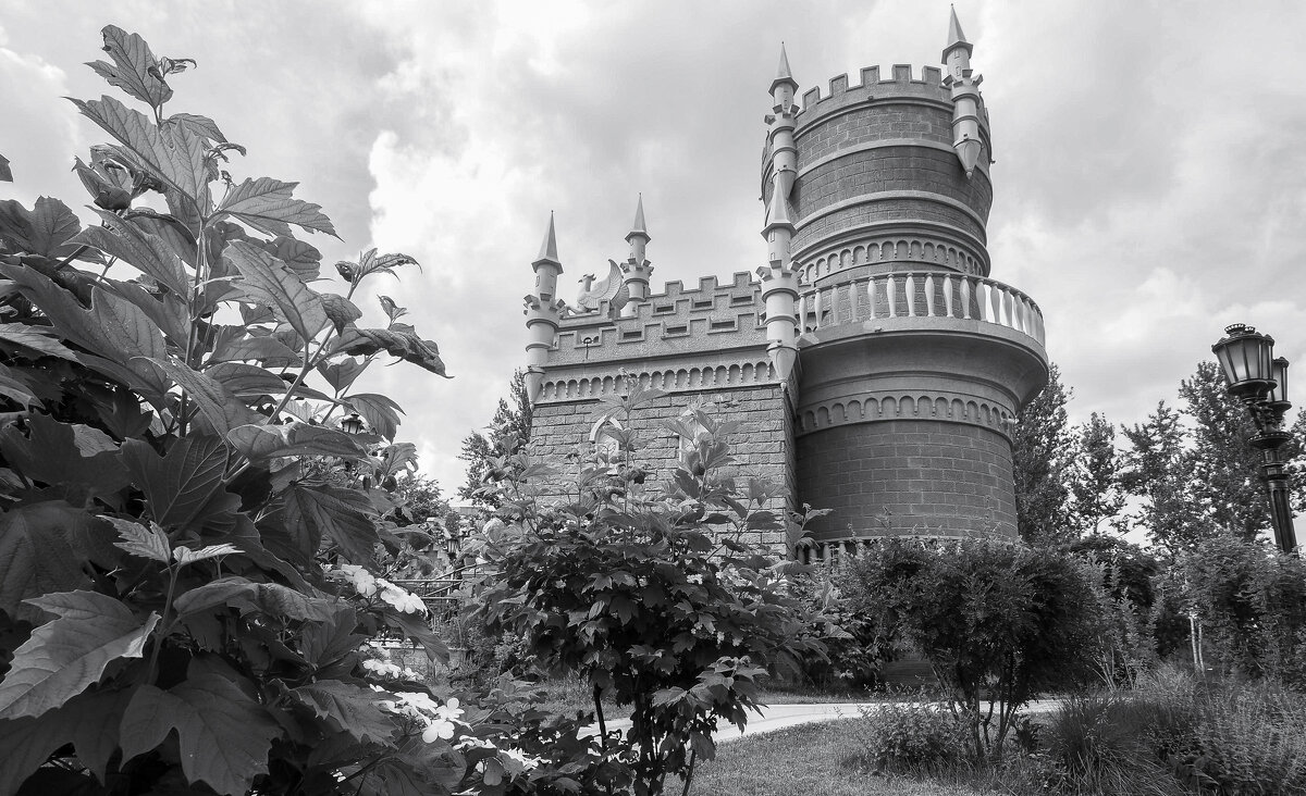 Уголок Москвы - юрий поляков