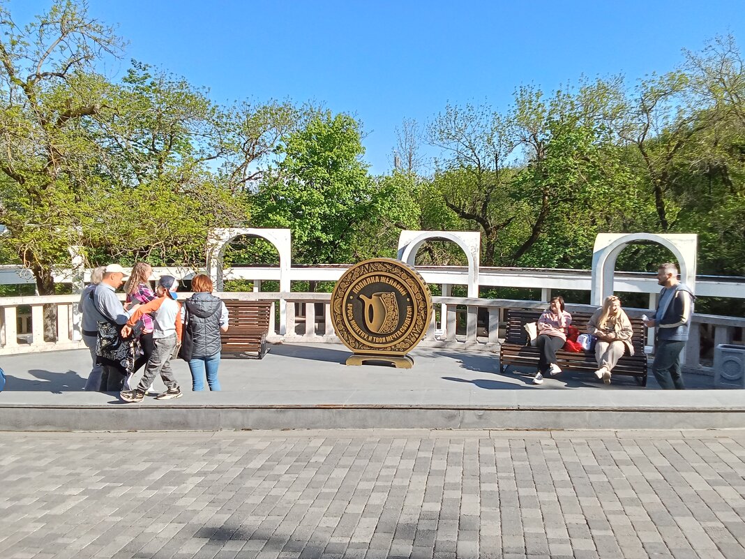 У очередного арт объекта - Виктор 