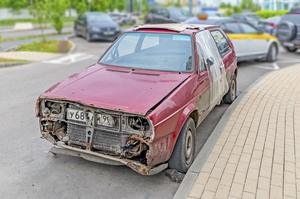 Каких только не встретишь на дороге - Валерий Иванович Каких только не встретишь на дороге - Валерий Иванович