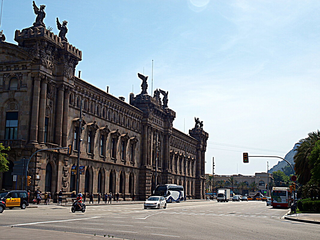 Барселона. - Владимир Драгунский Барселона. - Владимир Драгунский