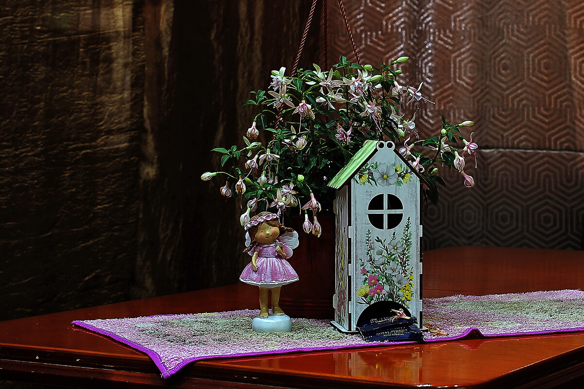 Девочка и чайный домик - Юрий Гайворонскiий