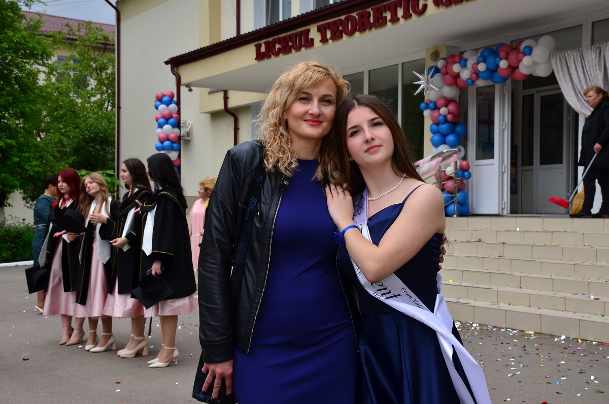 И ещё один ...Последний Звонок - александр донченко И ещё один ...Последний Звонок - александр донченко