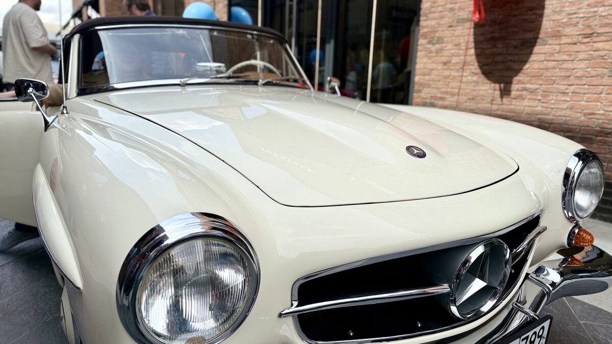 Неустаревающая классика: ретроралли в «Архангельское Аутлет» - Арина Невская Неустаревающая классика: ретроралли в «Архангельское Аутлет» - Арина Невская