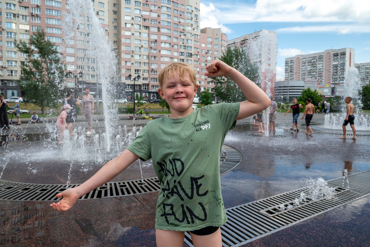 *** - Валерий Михмель 