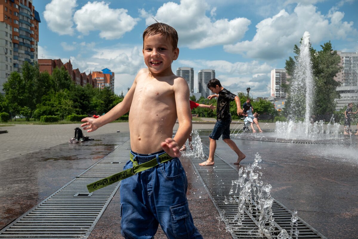 *** - Валерий Михмель 