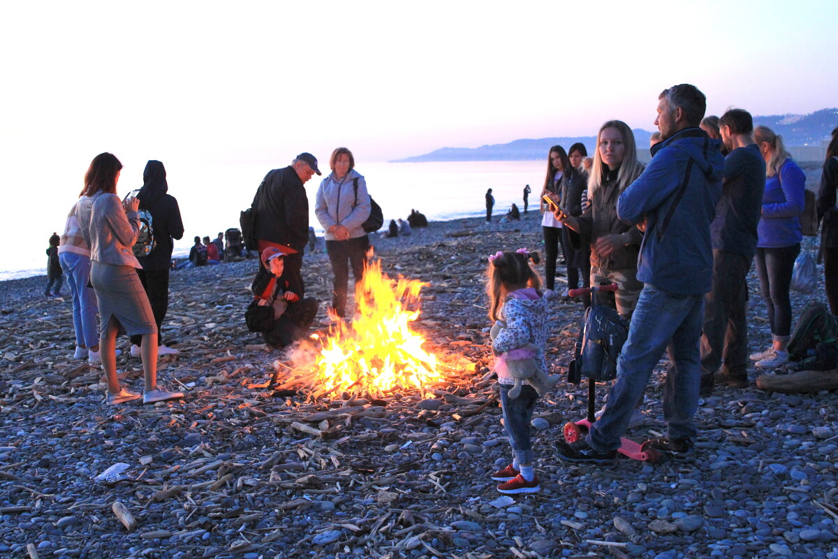 Человек всегда тянулся к огню - Валерий Человек всегда тянулся к огню - Валерий