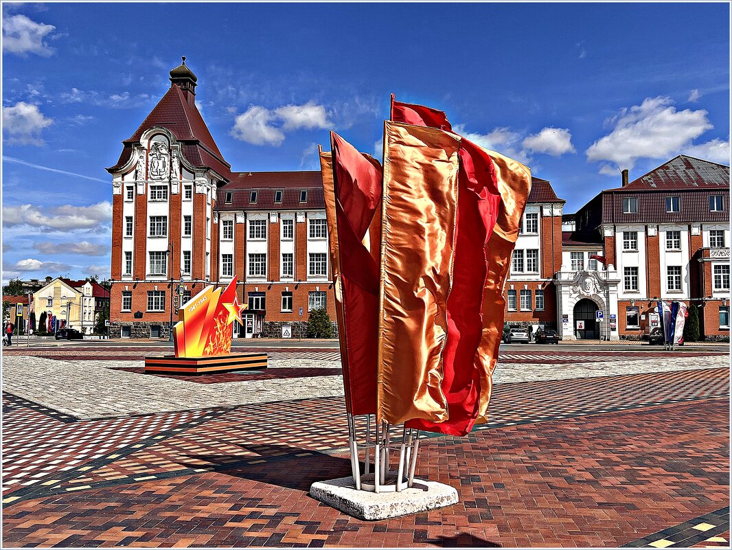 На площади Гусева. - Валерия Комова