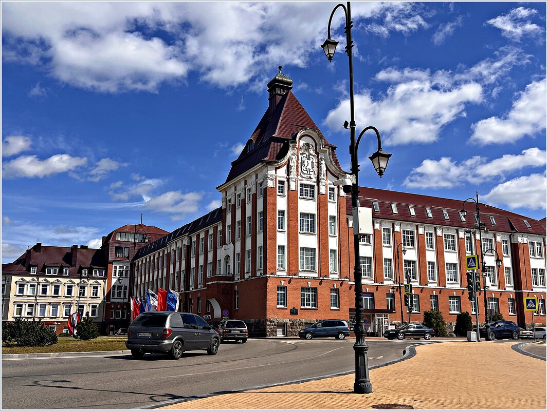 Здание правительства Гумбиннена (Гусев). - Валерия Комова Здание правительства Гумбиннена (Гусев). - Валерия Комова