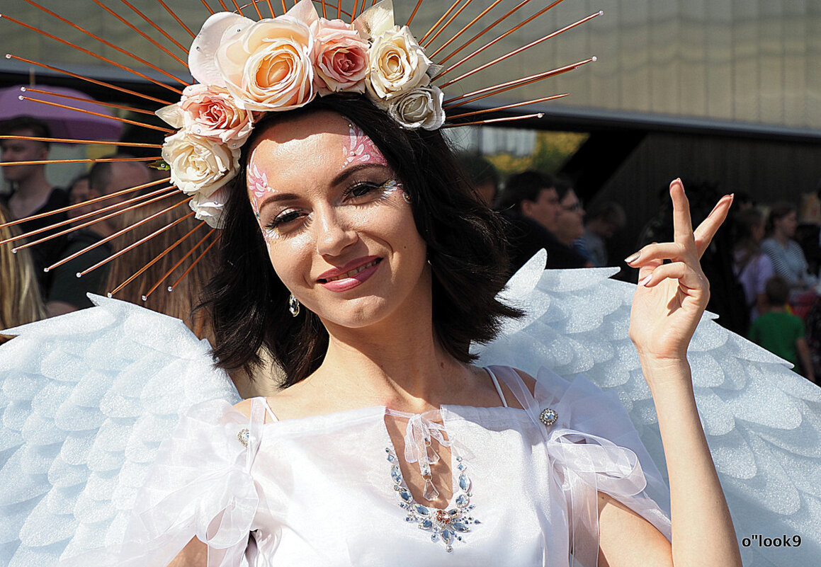 красота спасет мир - Олег Лукьянов