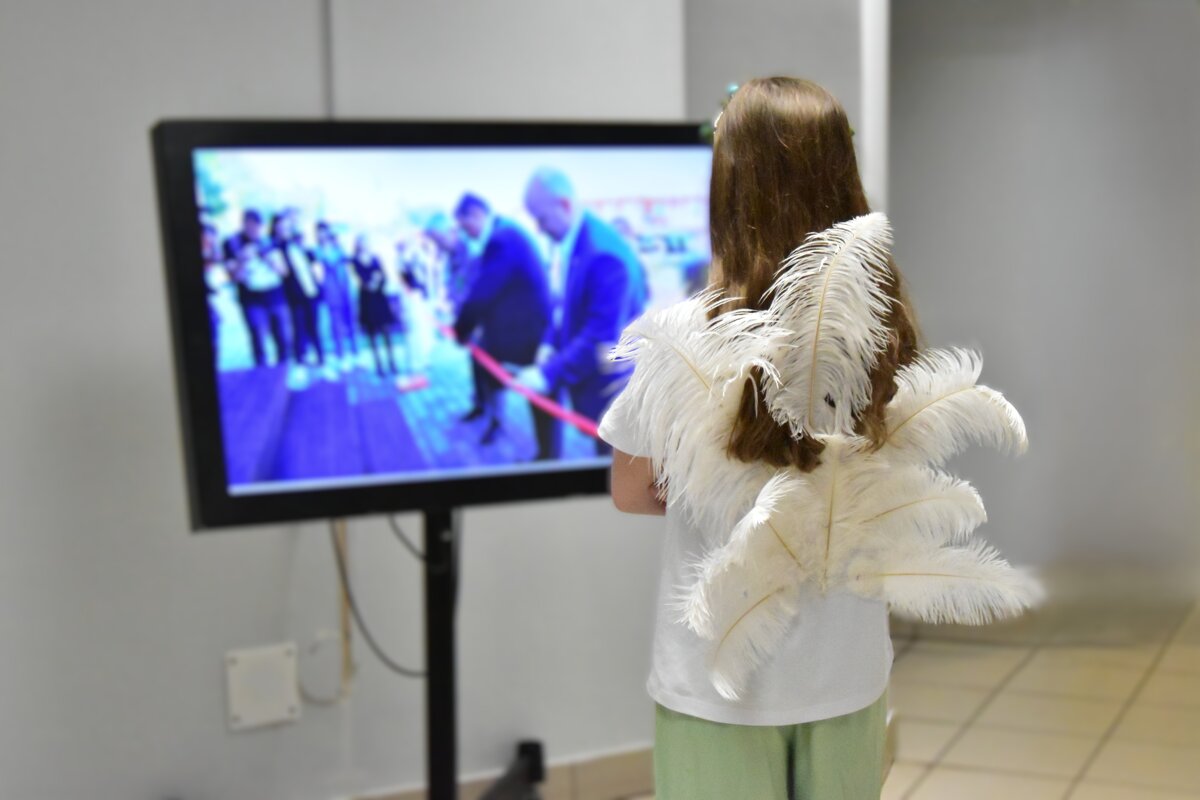 Ребенок смотрит. - Наталья Вязигина