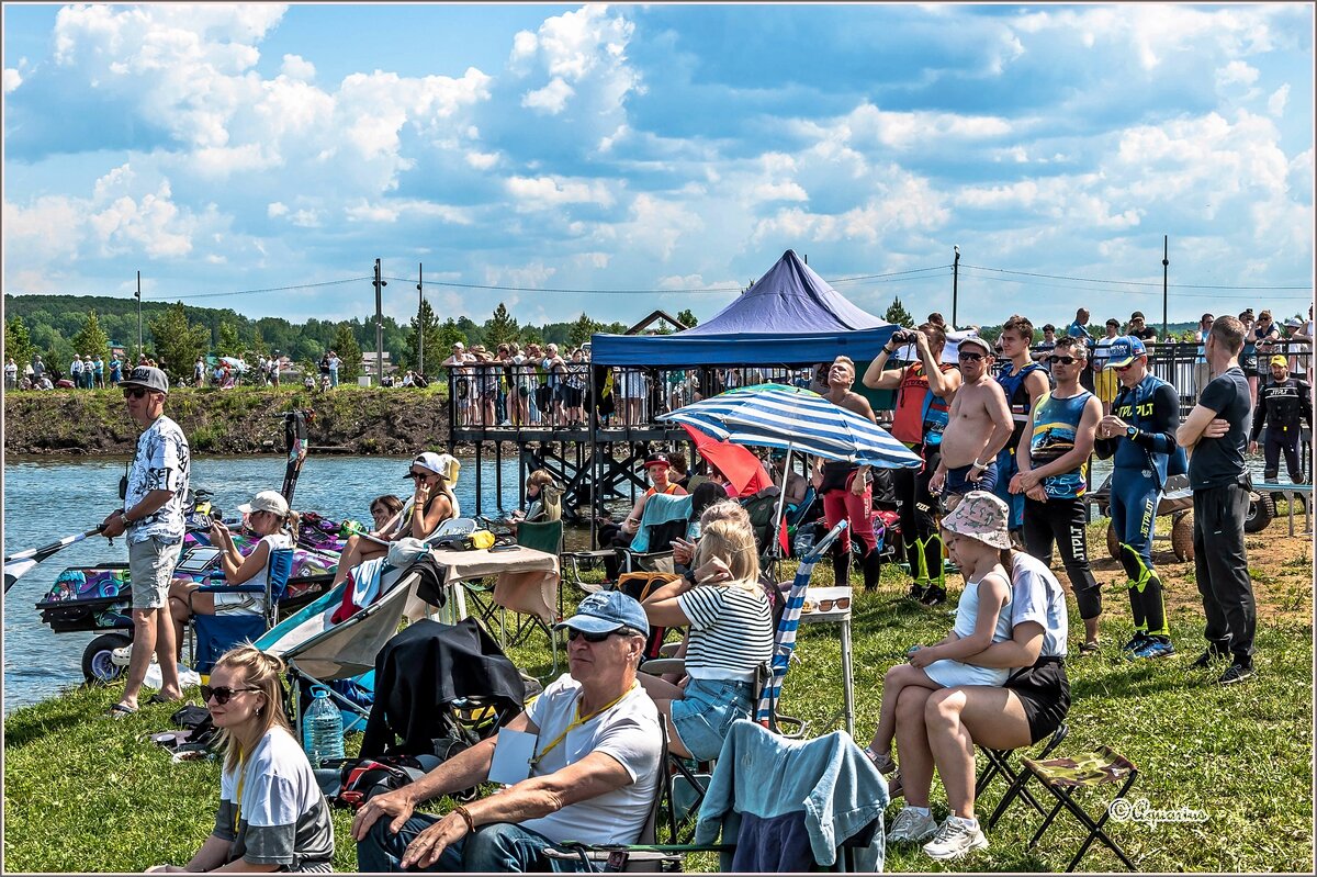 Болельщики - Aquarius - Сергей Болельщики - Aquarius - Сергей