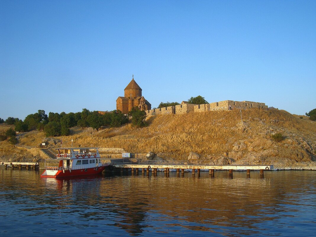 Церковь святого Креста на острове Ахтамар, Турция. - unix (Илья Утропов)