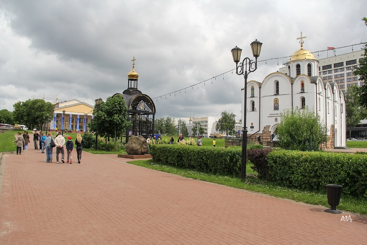 *** - Роланд Дубровский *** - Роланд Дубровский